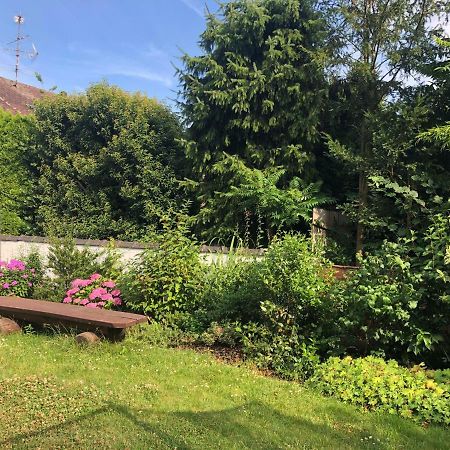 Gaestezimmer Mueller Neuss Eksteriør bilde